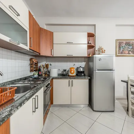 شقة Royal Serenity Beachfront Two-bedroom *